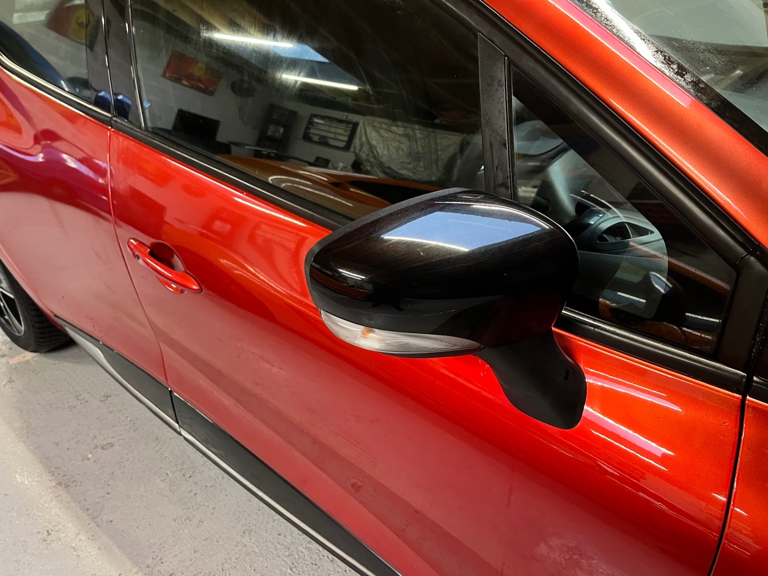 Used Renault Clio 2015 for sale - 76884783: Photo 39