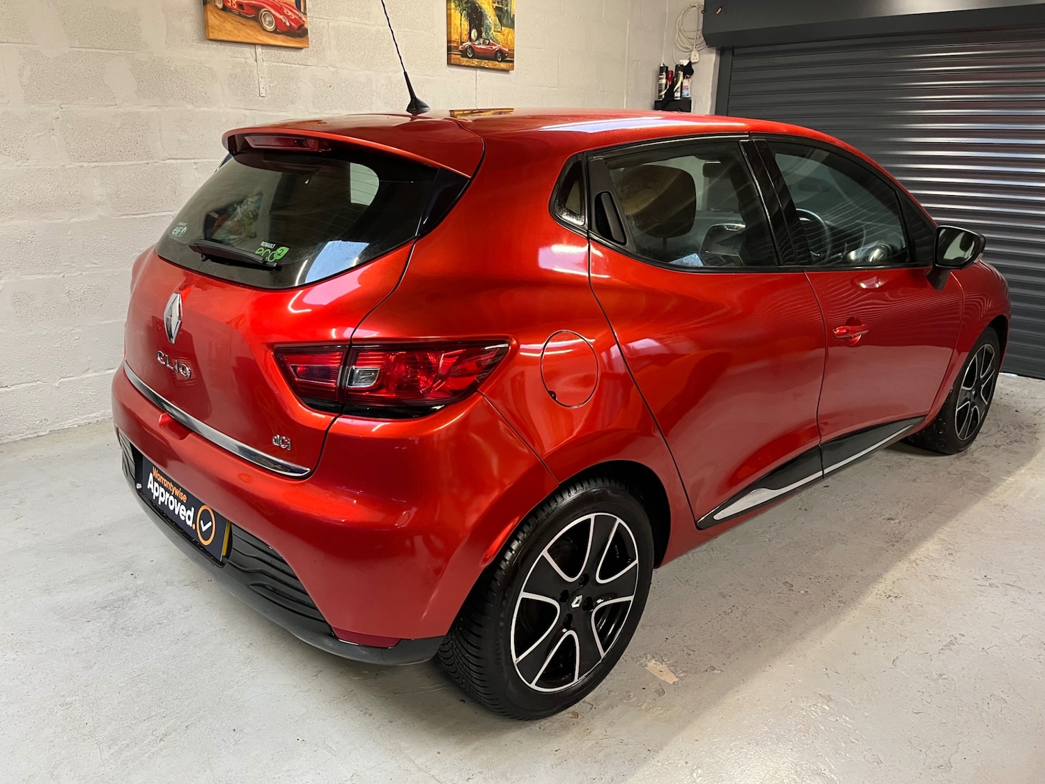 Used Renault Clio 2015 for sale - 76884783: Photo 6