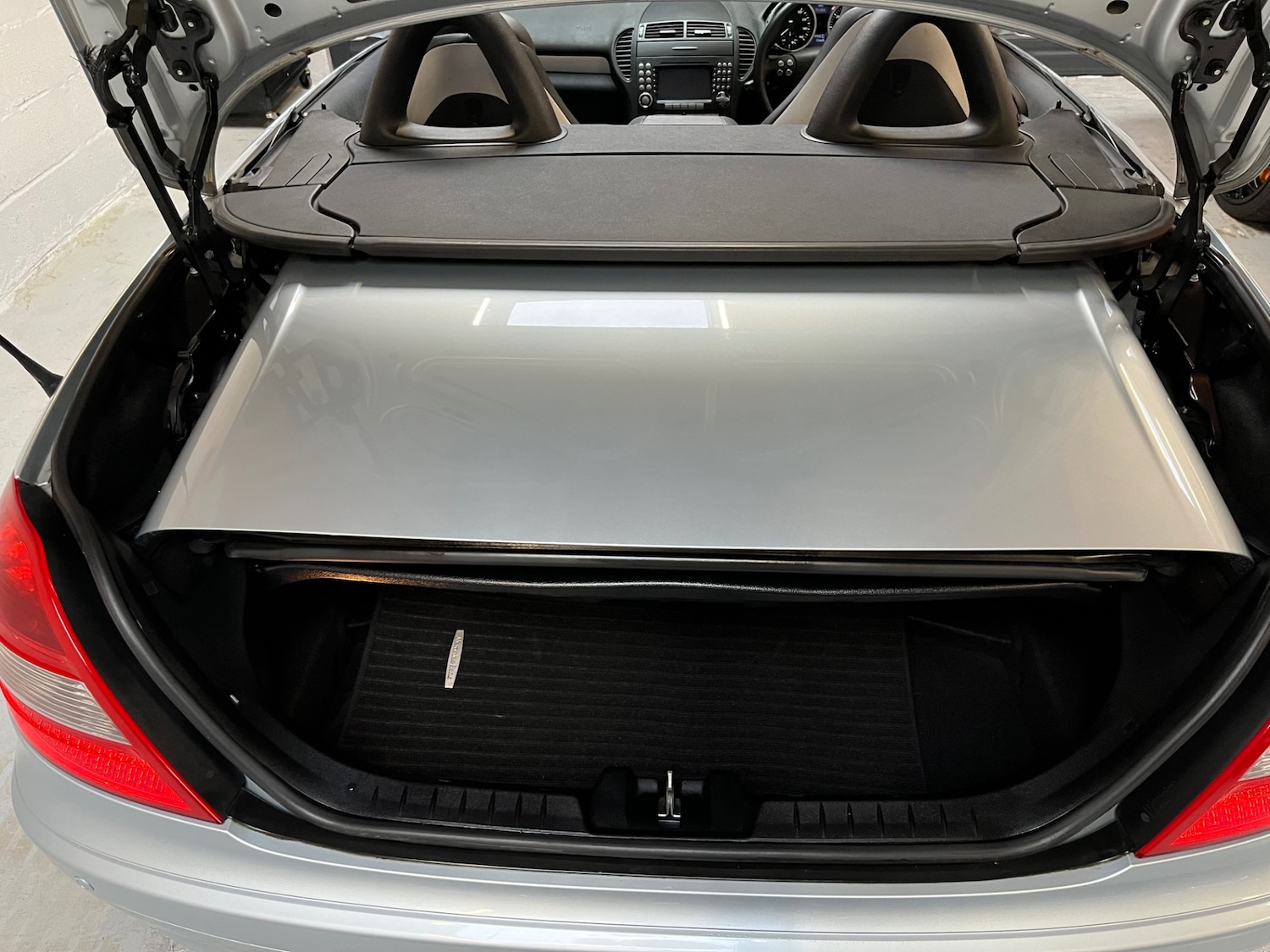 Used Mercedes-Benz SLK 2005 for sale - 76453161: Photo 25