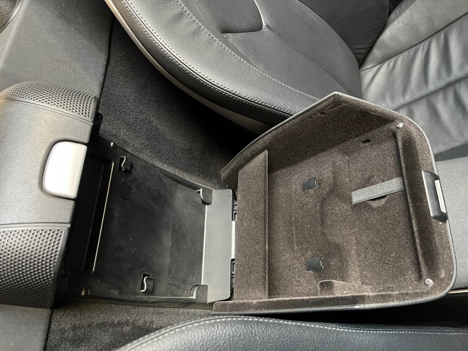 Used Mercedes-Benz SLK 2005 for sale - 76453161: Photo 50