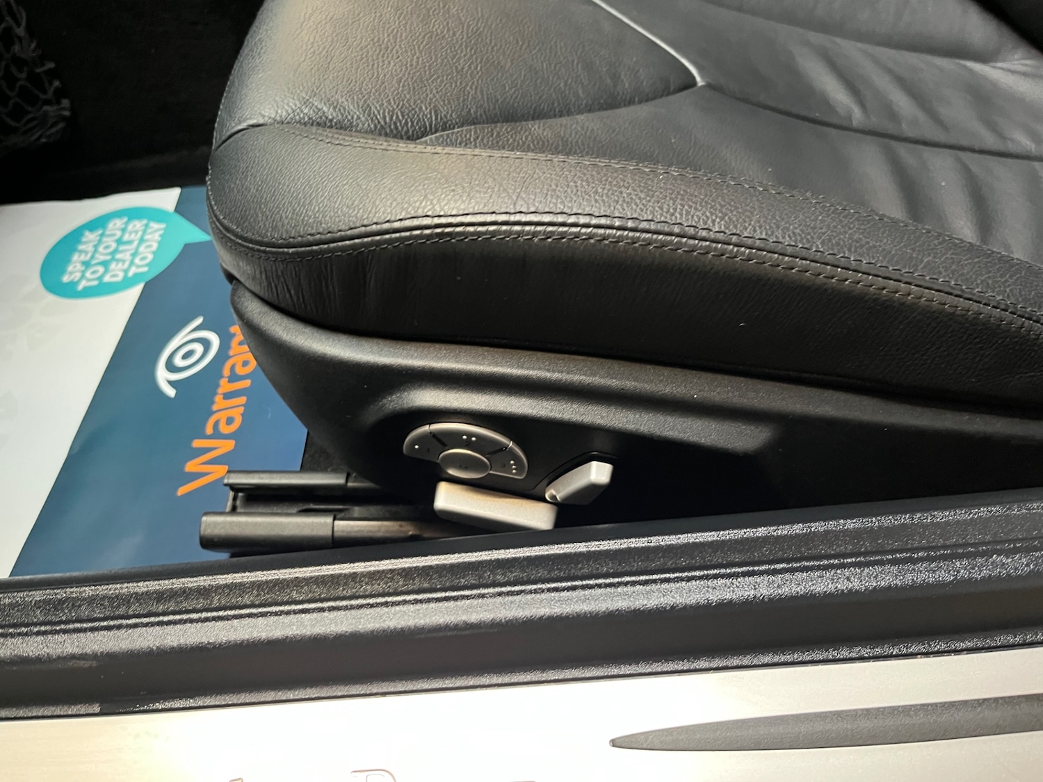 Used Mercedes-Benz SLK 2005 for sale - 76453161: Photo 56