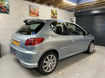 Used Peugeot 206 2005 for sale - 76521201: Photo