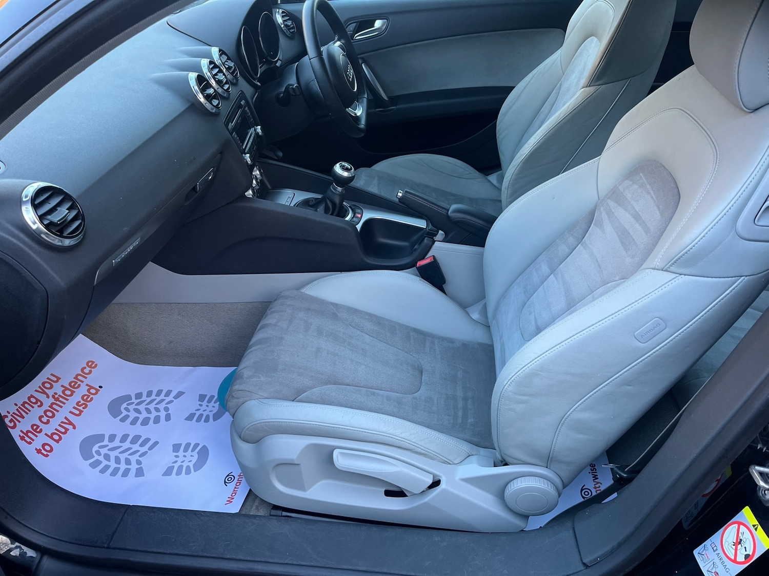 Used Audi TT 2011 for sale - 76603725: Photo 10