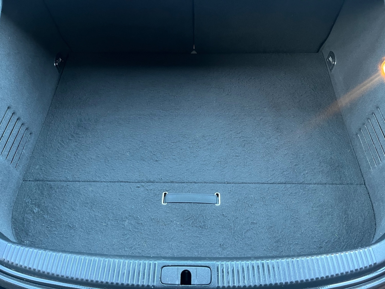 Used Audi TT 2011 for sale - 76603725: Photo 18