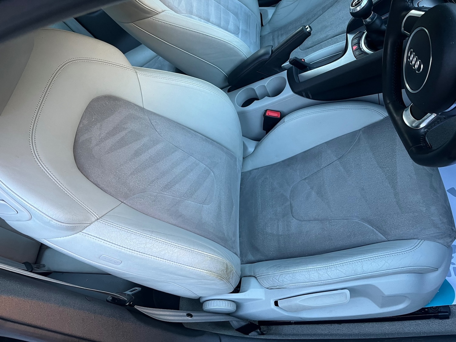 Used Audi TT 2011 for sale - 76603725: Photo 26