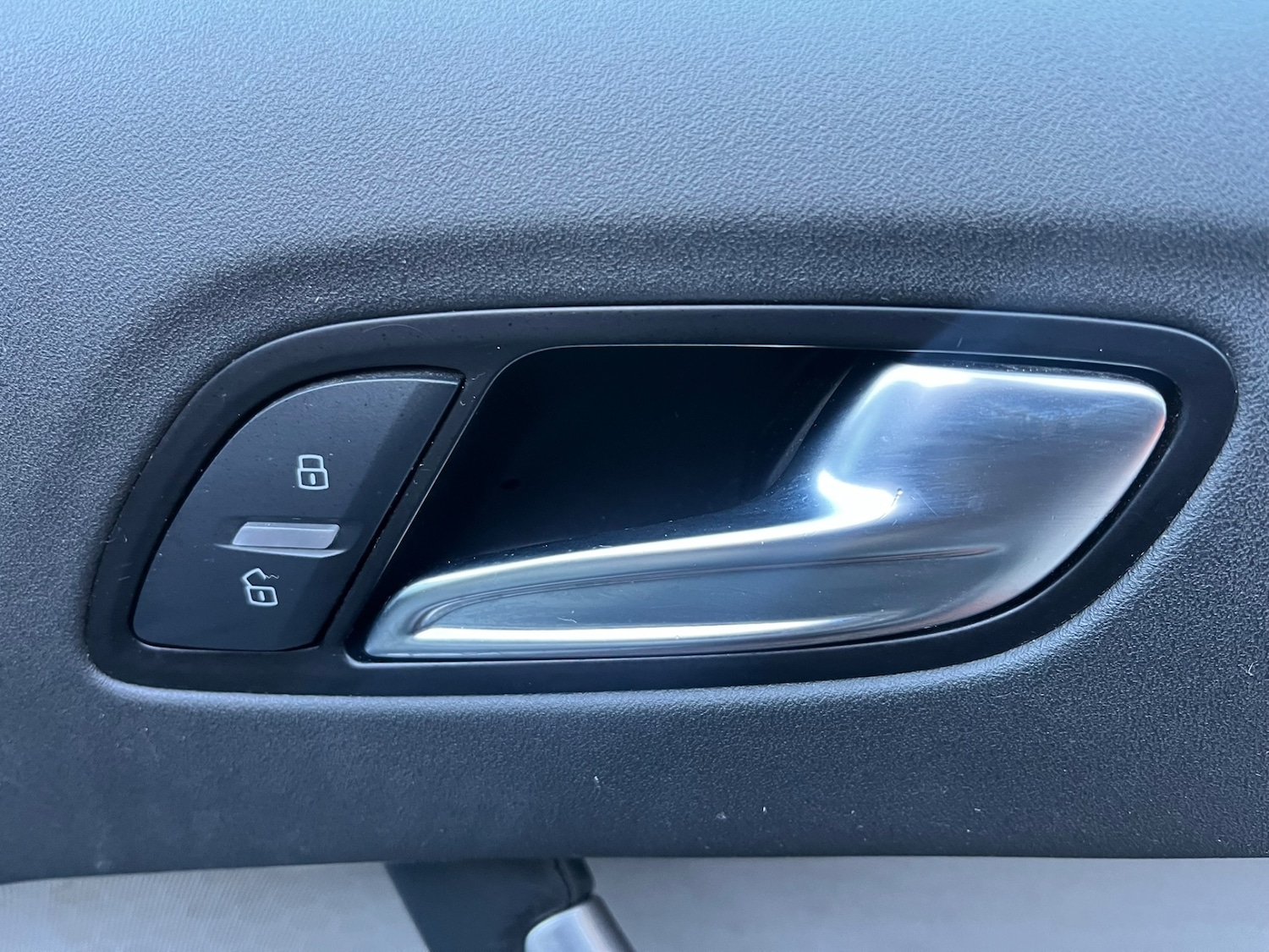 Used Audi TT 2011 for sale - 76603725: Photo 34