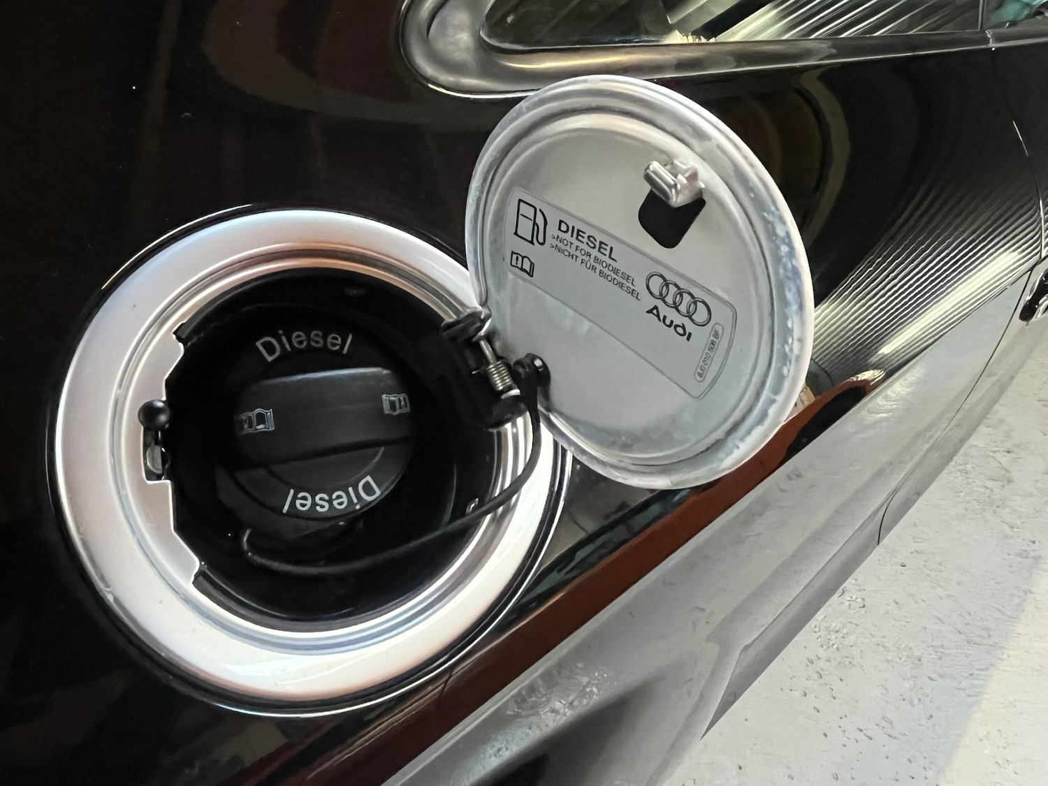 Used Audi TT 2011 for sale - 76603725: Photo 48