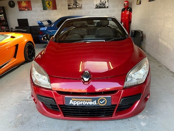 Used Renault Megane 2010 for sale - 77968601: Photo