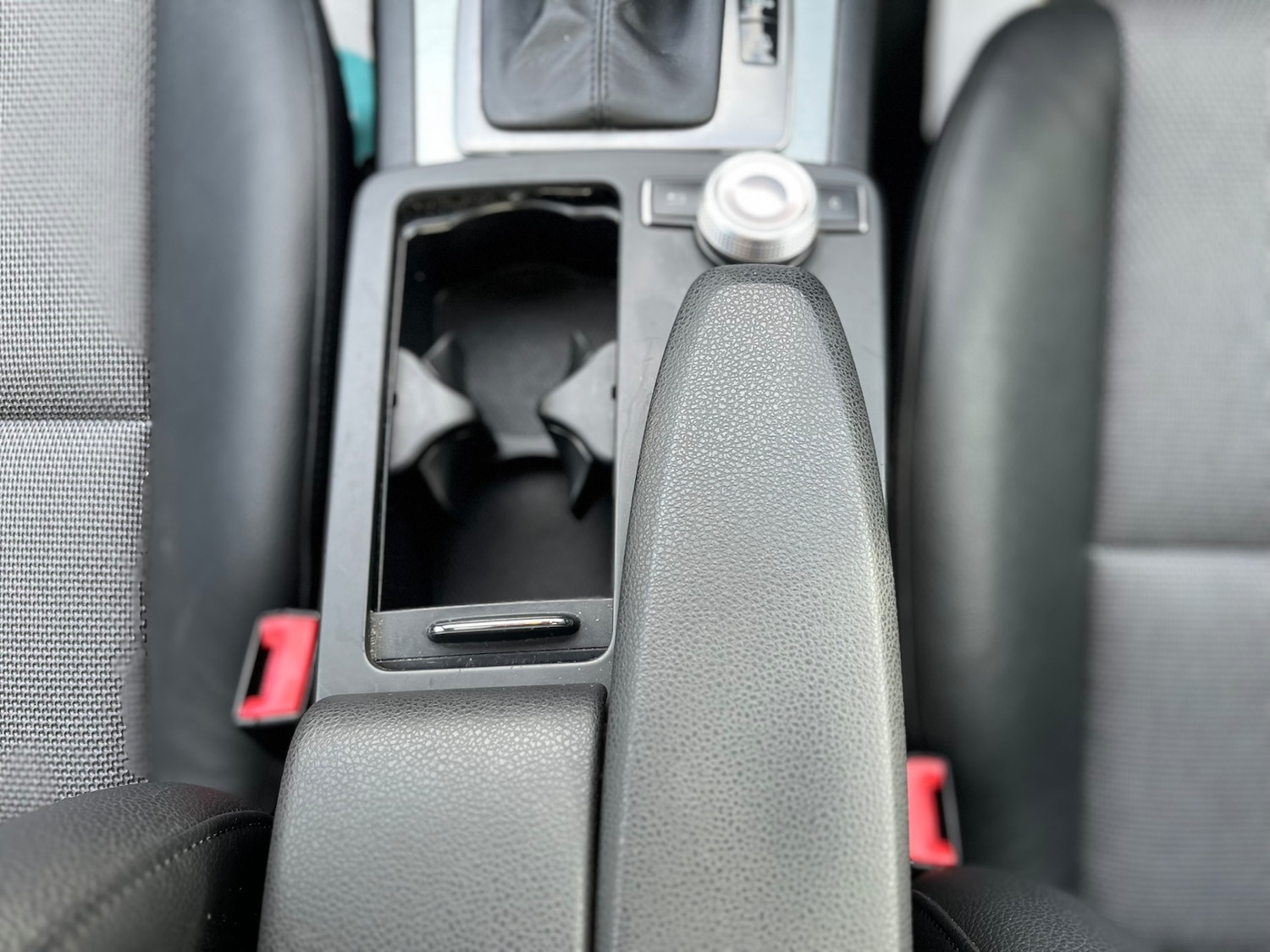 Used Mercedes-Benz C Class 2011 for sale - 77438507: Photo 28