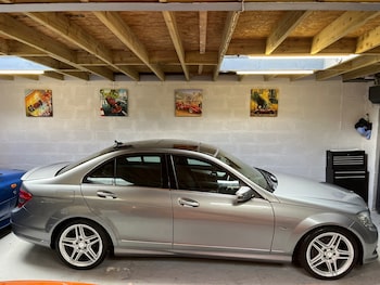 Used Mercedes-Benz C Class 2011 for sale - 77438507: Photo