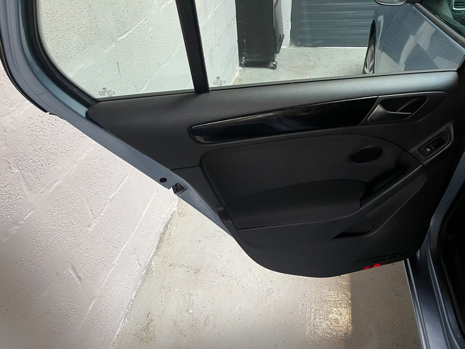 Used Volkswagen Golf 2009 for sale - 77241165: Photo 29