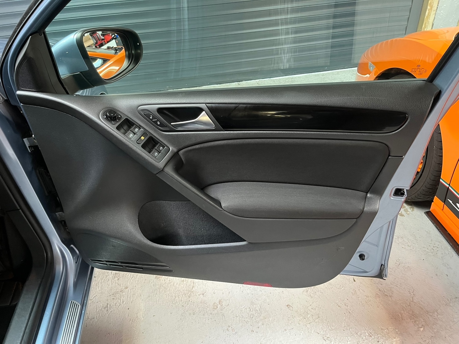 Used Volkswagen Golf 2009 for sale - 77241165: Photo 31