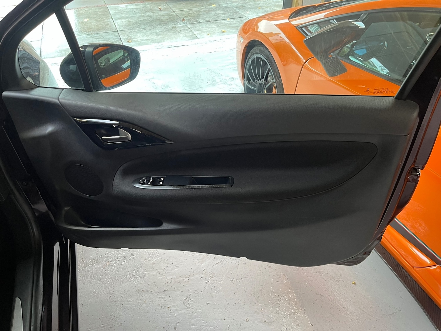 Used Citroen DS3 2014 for sale - 76402770: Photo 29