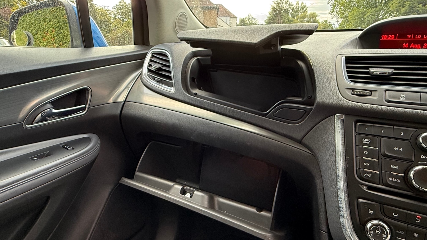 Vehicle 21