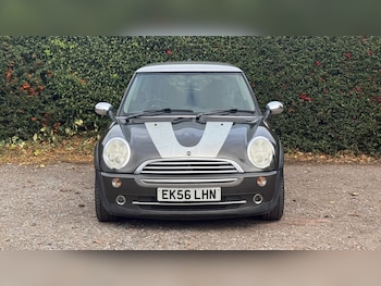 Used MINI Hatch 2006 for sale - 75768290: Photo