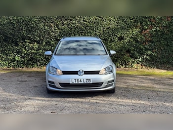 Used Volkswagen Golf 2014 for sale - 76182524: Photo 3