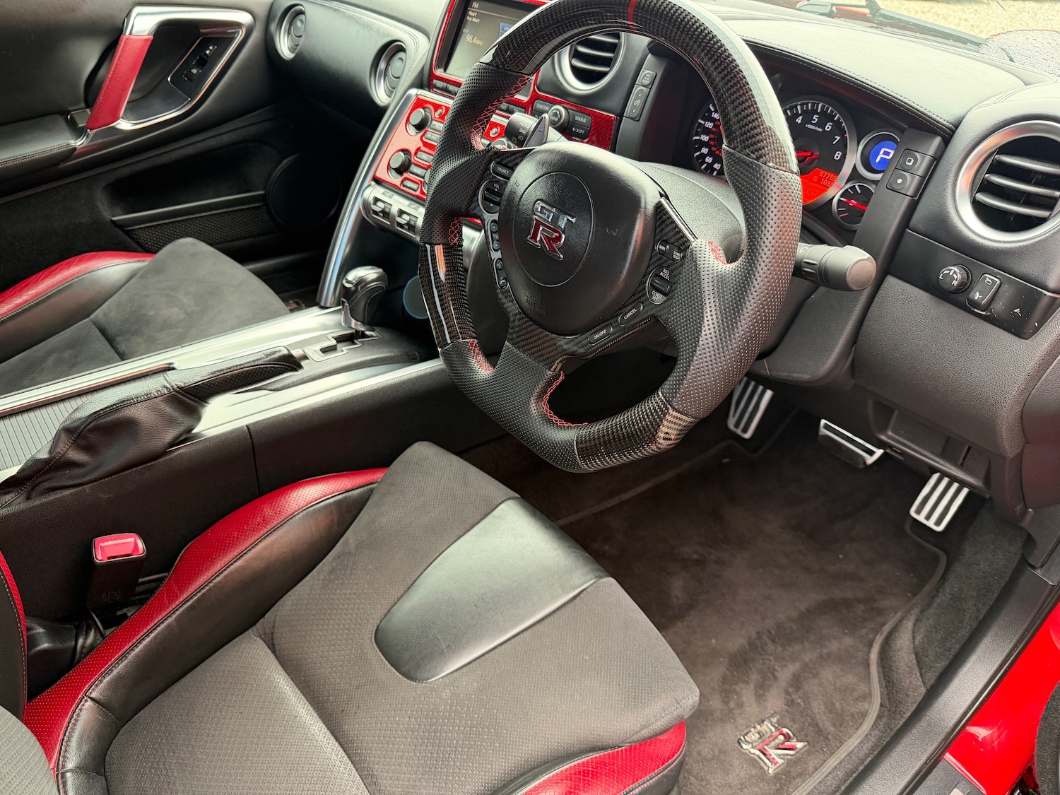 Used Nissan GT-R 2009 for sale - 77747404: Photo 8