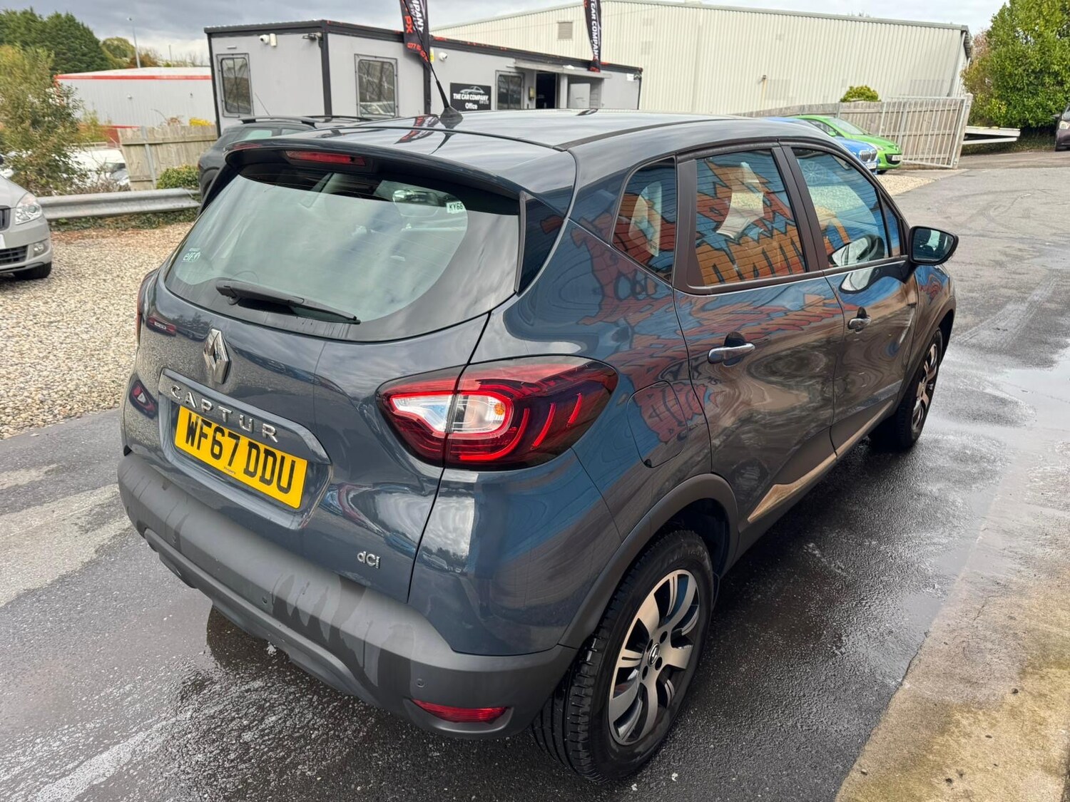 Used Renault Captur 2017 for sale - 76305274: Photo 3