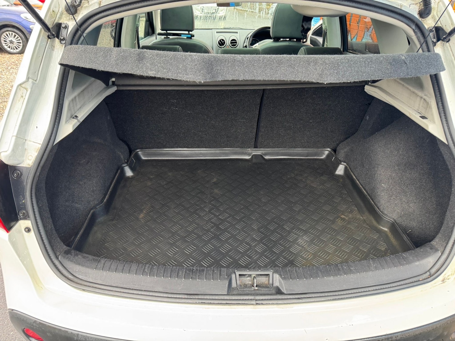 Used Nissan Qashqai 2013 for sale - 77460408: Photo 12