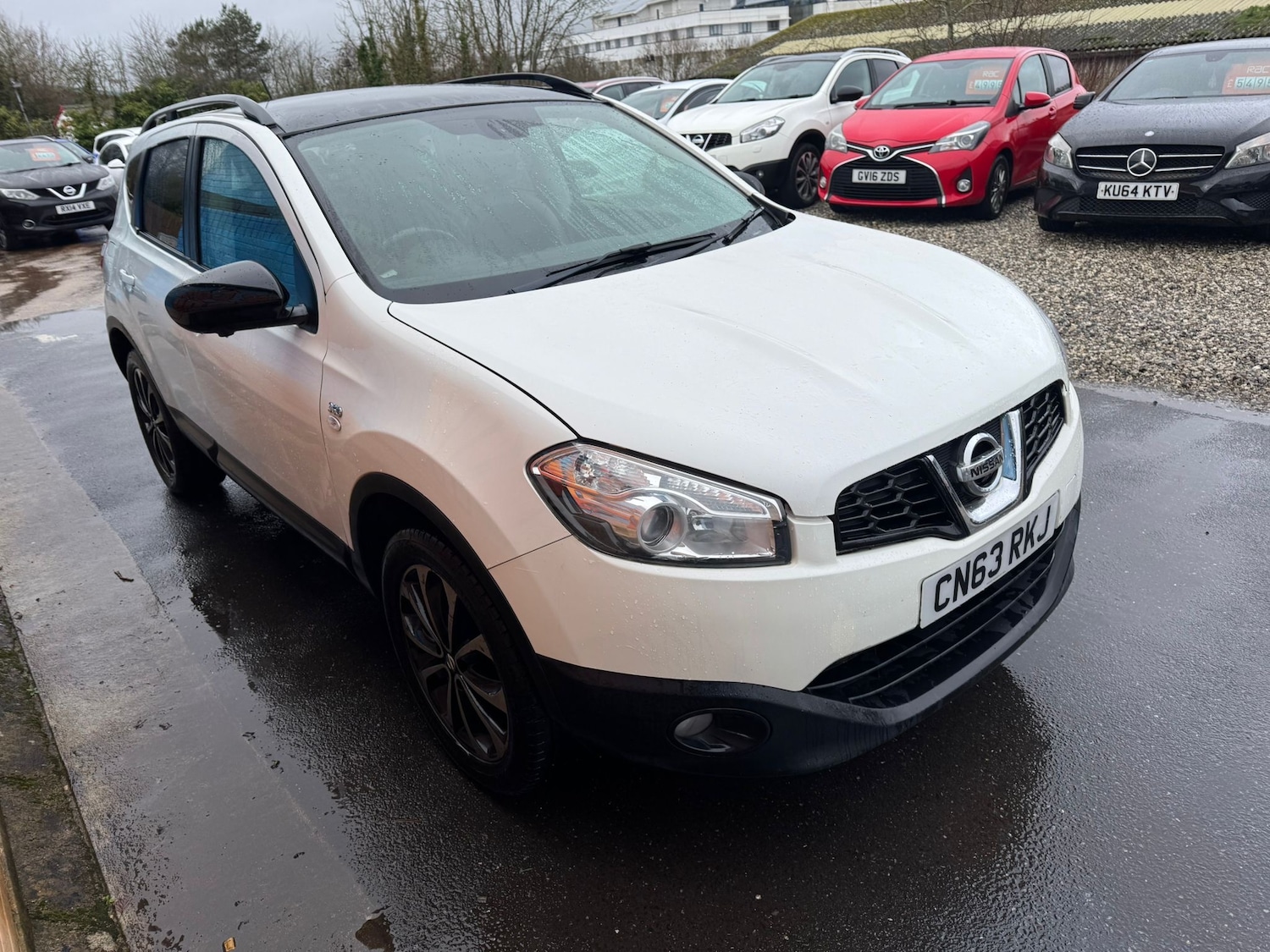 Used Nissan Qashqai 2013 for sale - 77460408: Photo 2