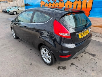 Used Ford Fiesta 2012 for sale - 79531239: Photo
