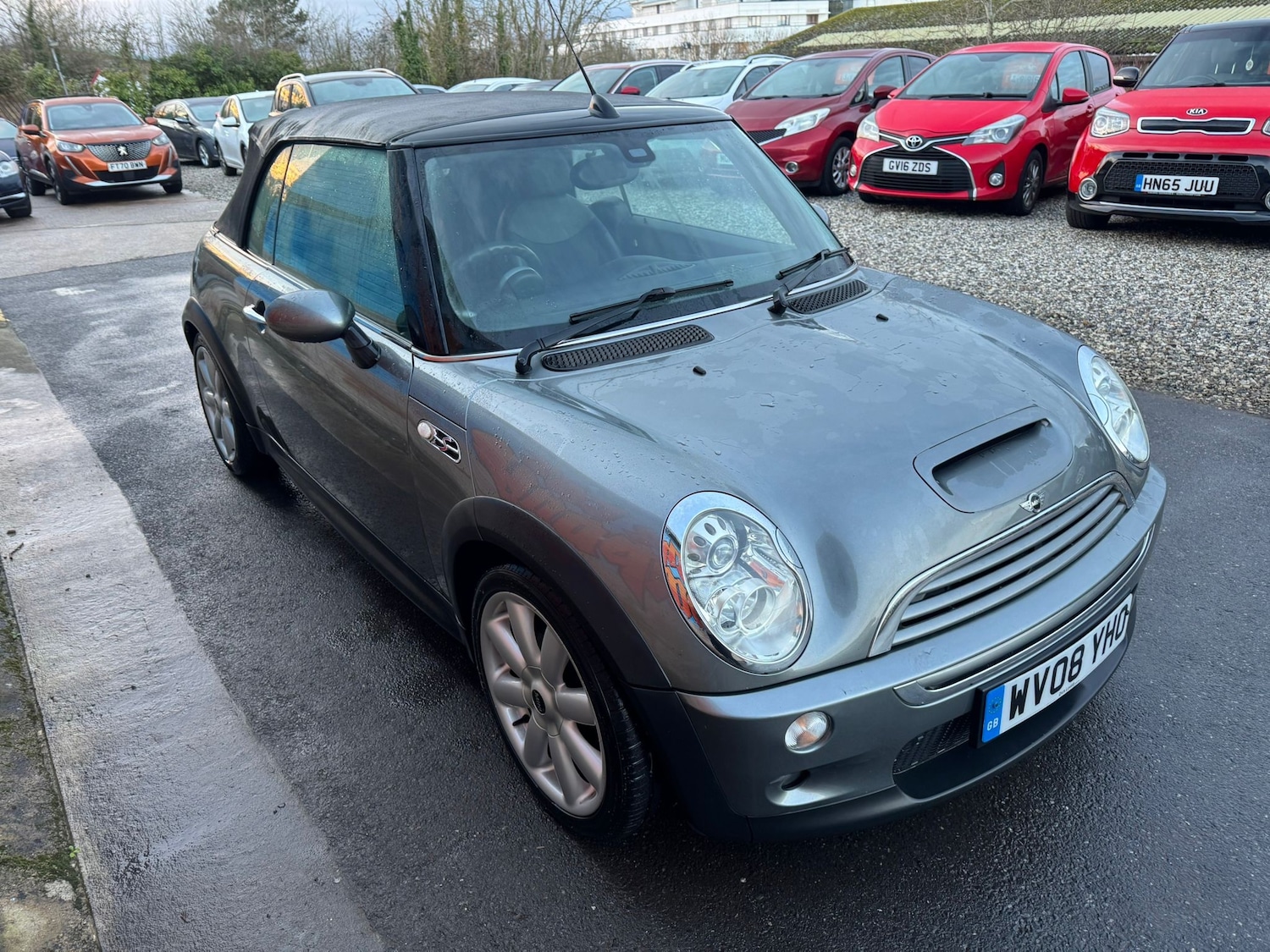 Used MINI Convertible 2008 for sale - 77256548: Photo 2