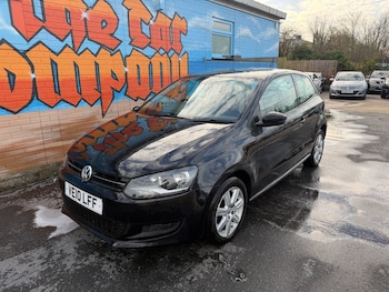 Used Volkswagen Polo 2010 for sale - 76966910: Photo