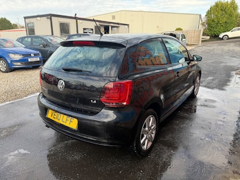 Used Volkswagen Polo 2010 for sale - 76966910: Photo