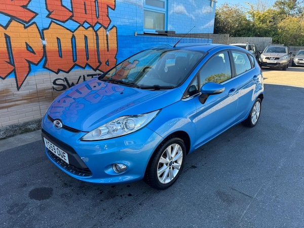 Used Ford Fiesta 2010 for sale - 76030265: Photo 1