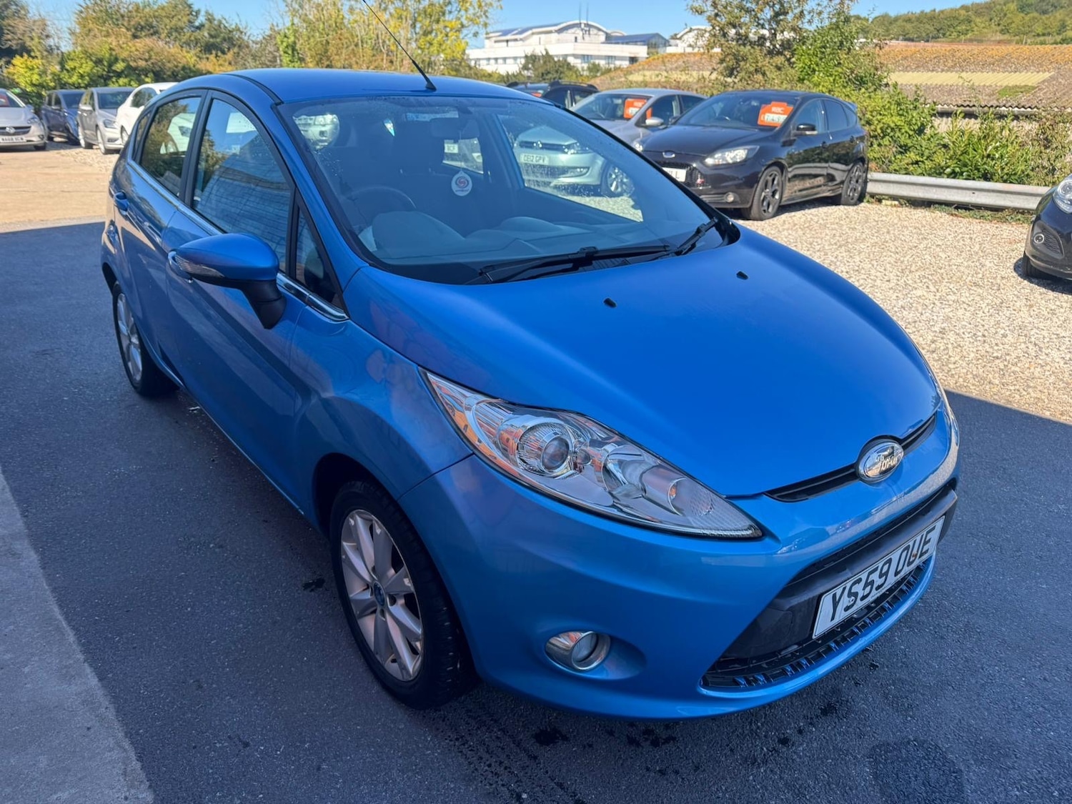 Used Ford Fiesta 2010 for sale - 76030265: Photo 2