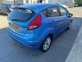 Used Ford Fiesta 2010 for sale - 76030265: Photo 4