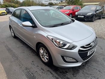Used Hyundai i30 2014 for sale - 76236877: Photo 2