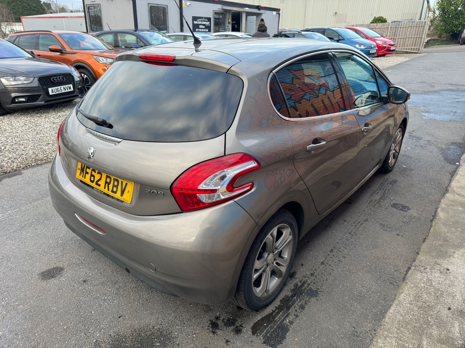 Used Peugeot 208 2012 for sale - 77726442: Photo 3