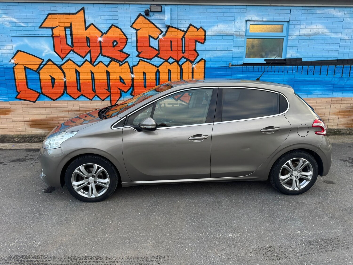 Used Peugeot 208 2012 for sale - 77726442: Photo 7