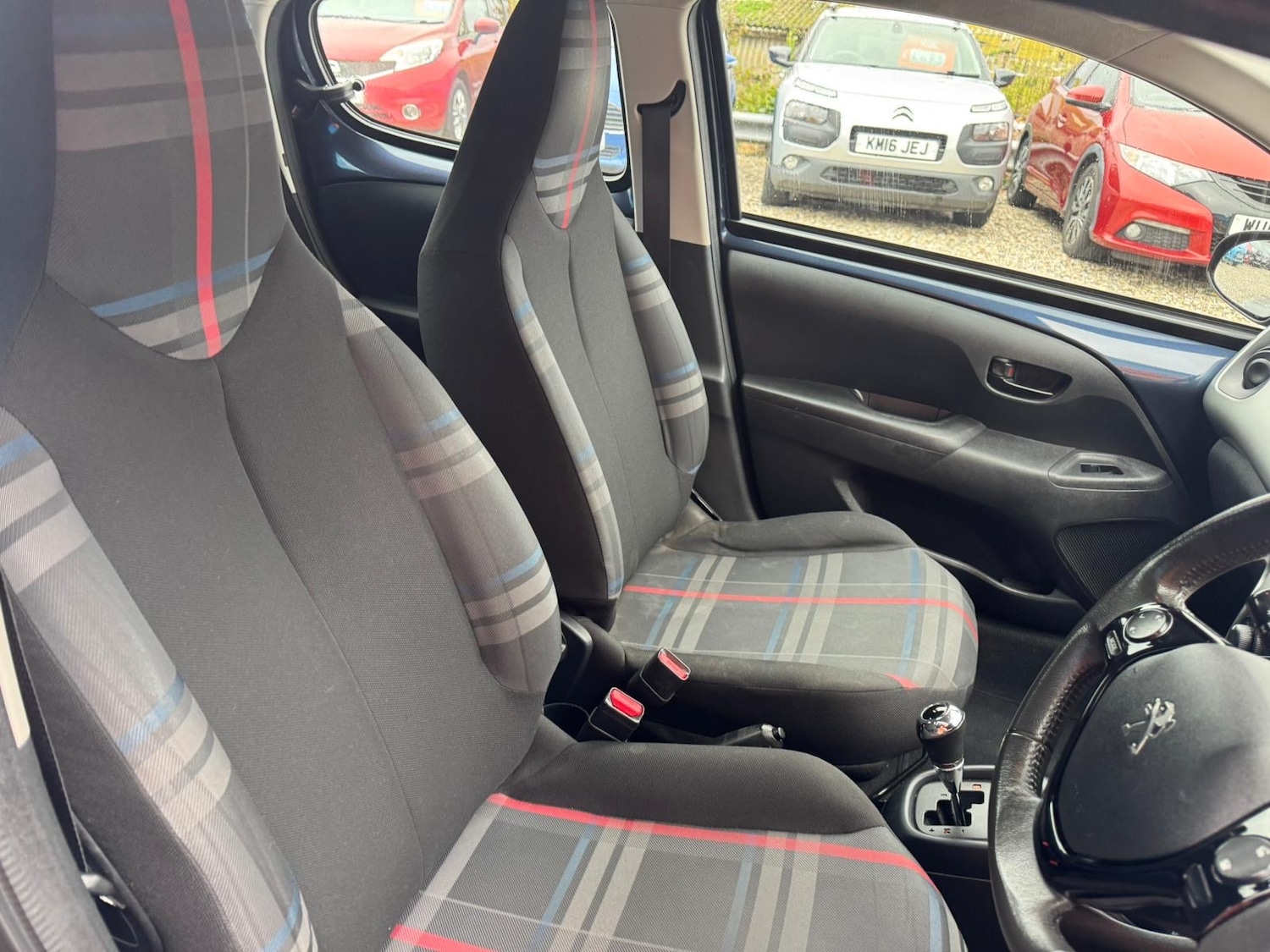 Used Peugeot 108 2015 for sale - 76563491: Photo 10