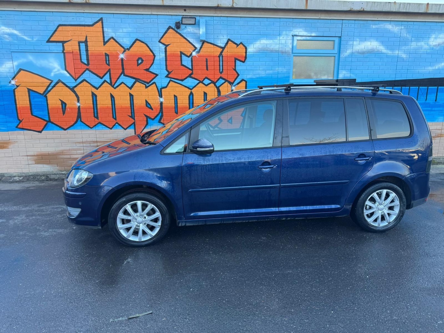 Used Volkswagen Touran 2009 for sale - 77118116: Photo 14