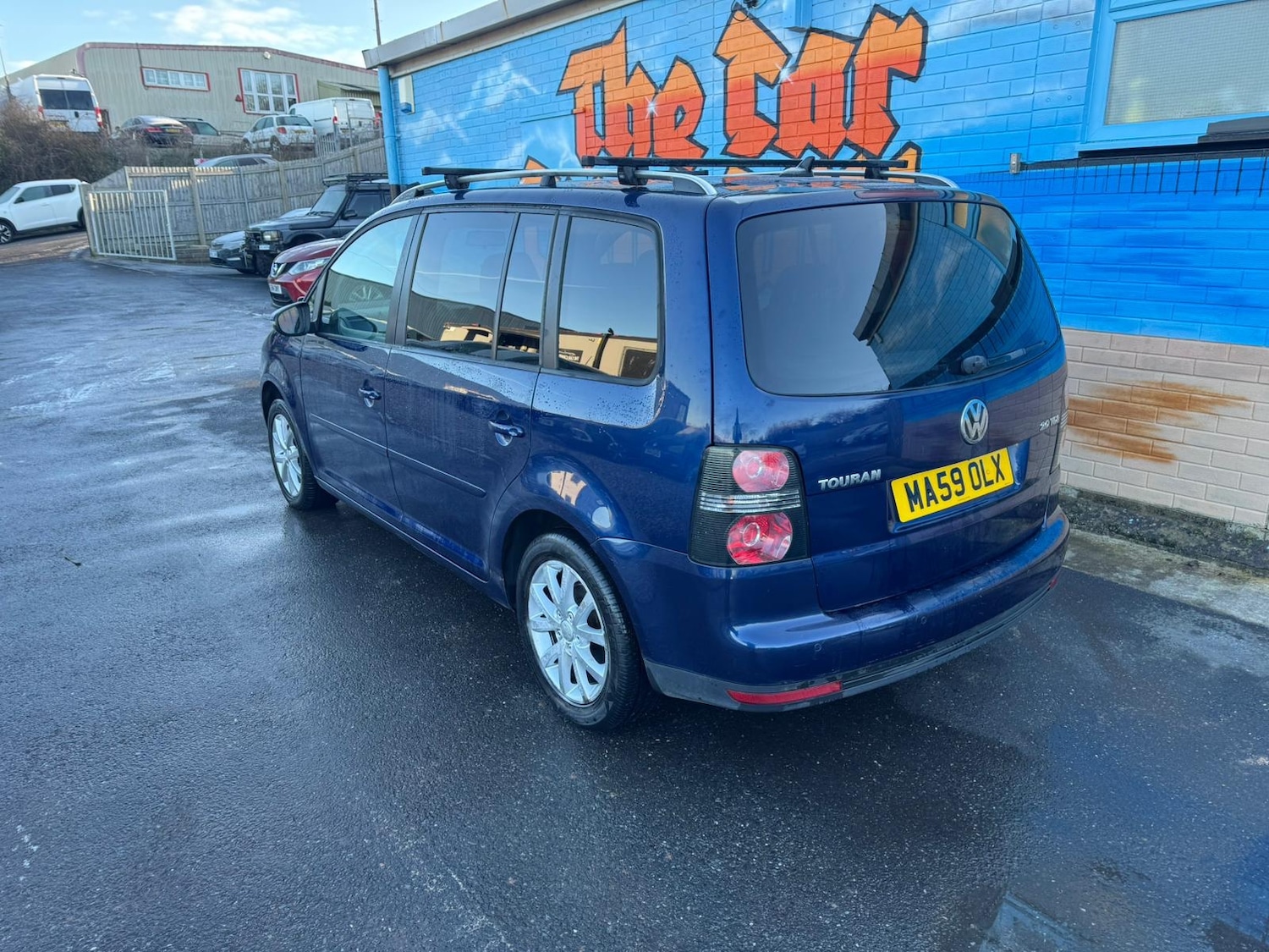 Used Volkswagen Touran 2009 for sale - 77118116: Photo 4