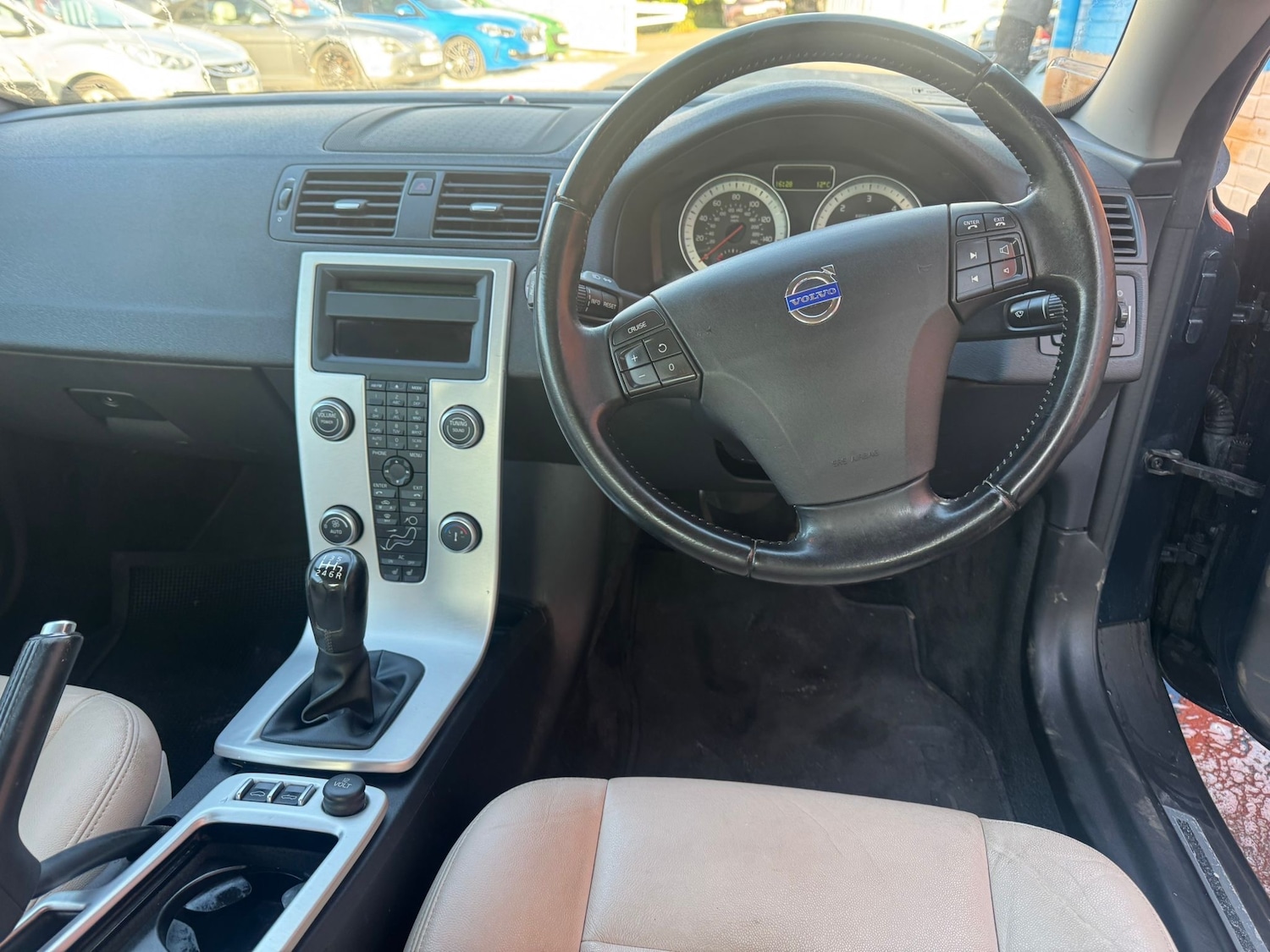 Used Volvo C70 2012 for sale - 76305323: Photo 11