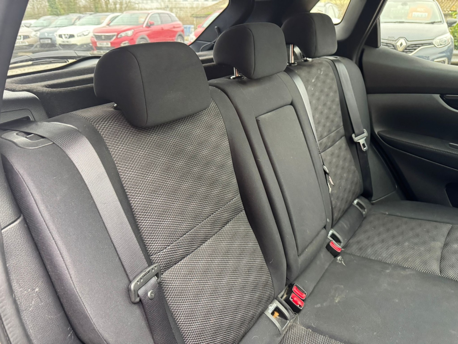 Used Nissan Qashqai 2014 for sale - 77747400: Photo 11