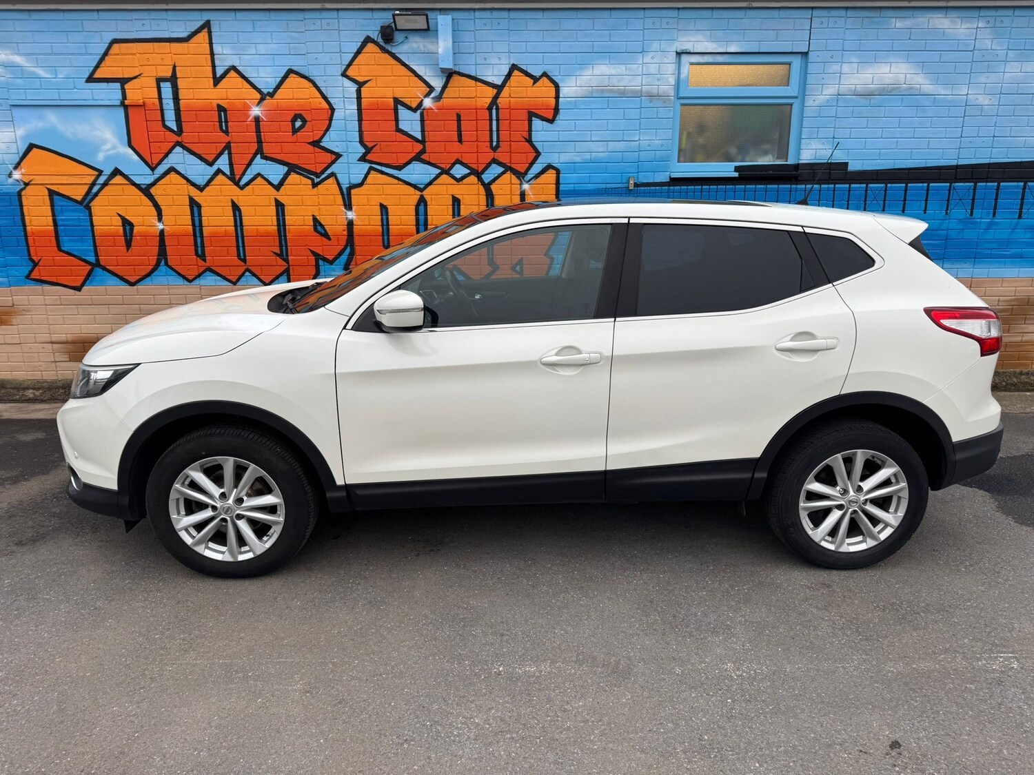 Used Nissan Qashqai 2014 for sale - 77747400: Photo 7