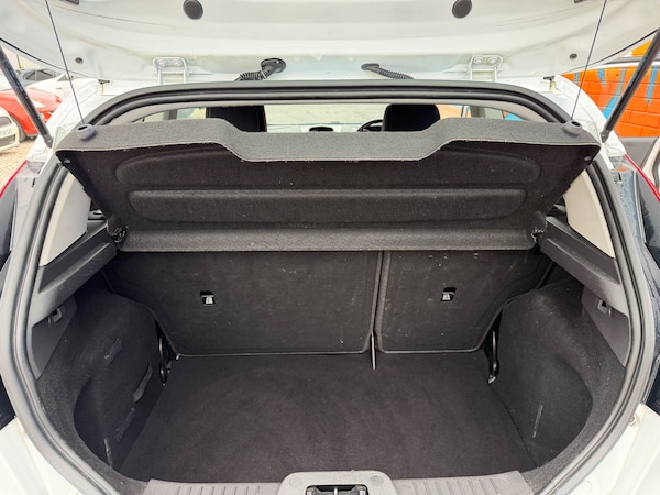 Used Ford Fiesta 2015 for sale - 76143643: Photo 12