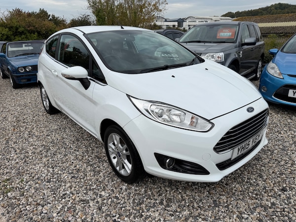 Used Ford Fiesta 2015 for sale - 76143643: Photo 2