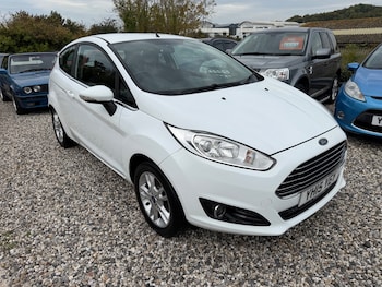 Used Ford Fiesta 2015 for sale - 76143643: Photo 2