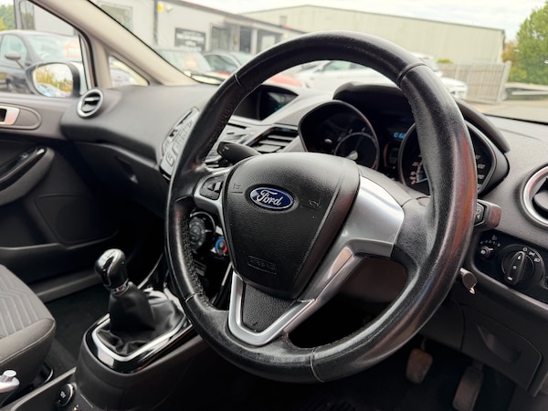 Used Ford Fiesta 2015 for sale - 76143643: Photo 8