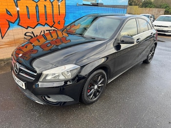 Used Mercedes-Benz A-Class 2014 for sale - 77431825: Photo