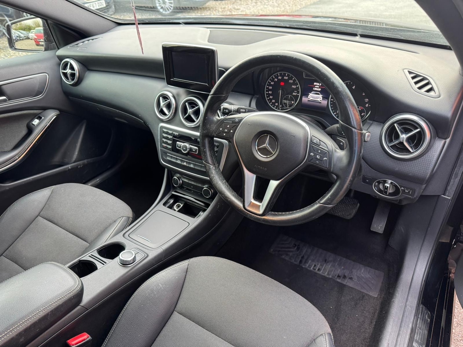 Used Mercedes-Benz A-Class 2014 for sale - 77431825: Photo 9
