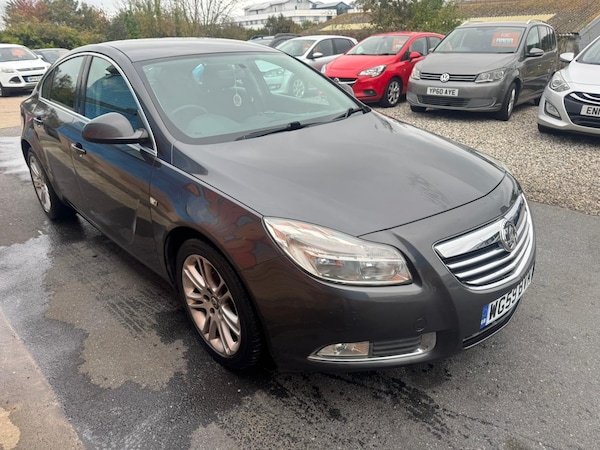 Used Vauxhall Insignia 2009 for sale - 76287958: Photo 2