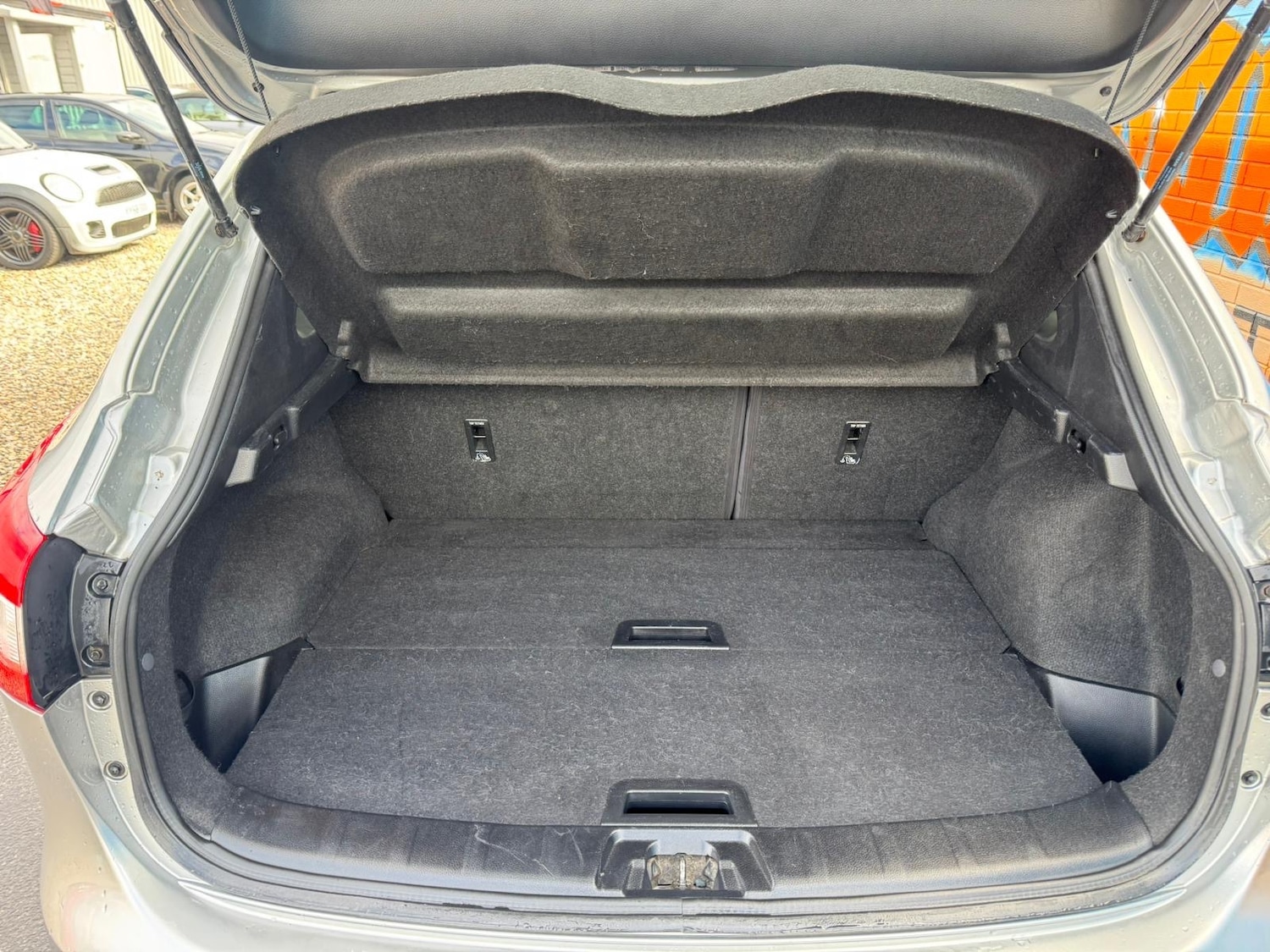 Used Nissan Qashqai 2014 for sale - 76305303: Photo 12