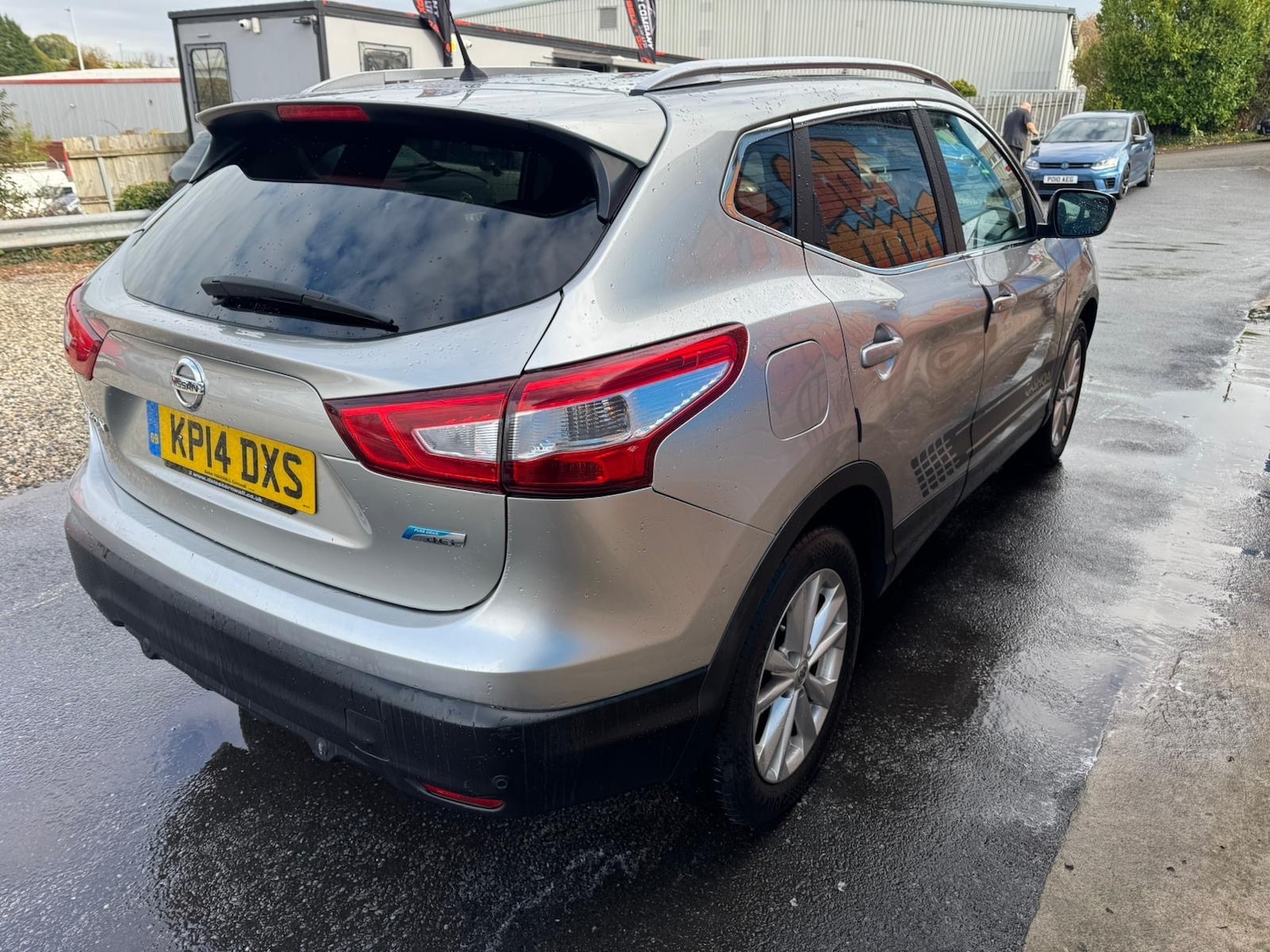 Used Nissan Qashqai 2014 for sale - 76305303: Photo 4