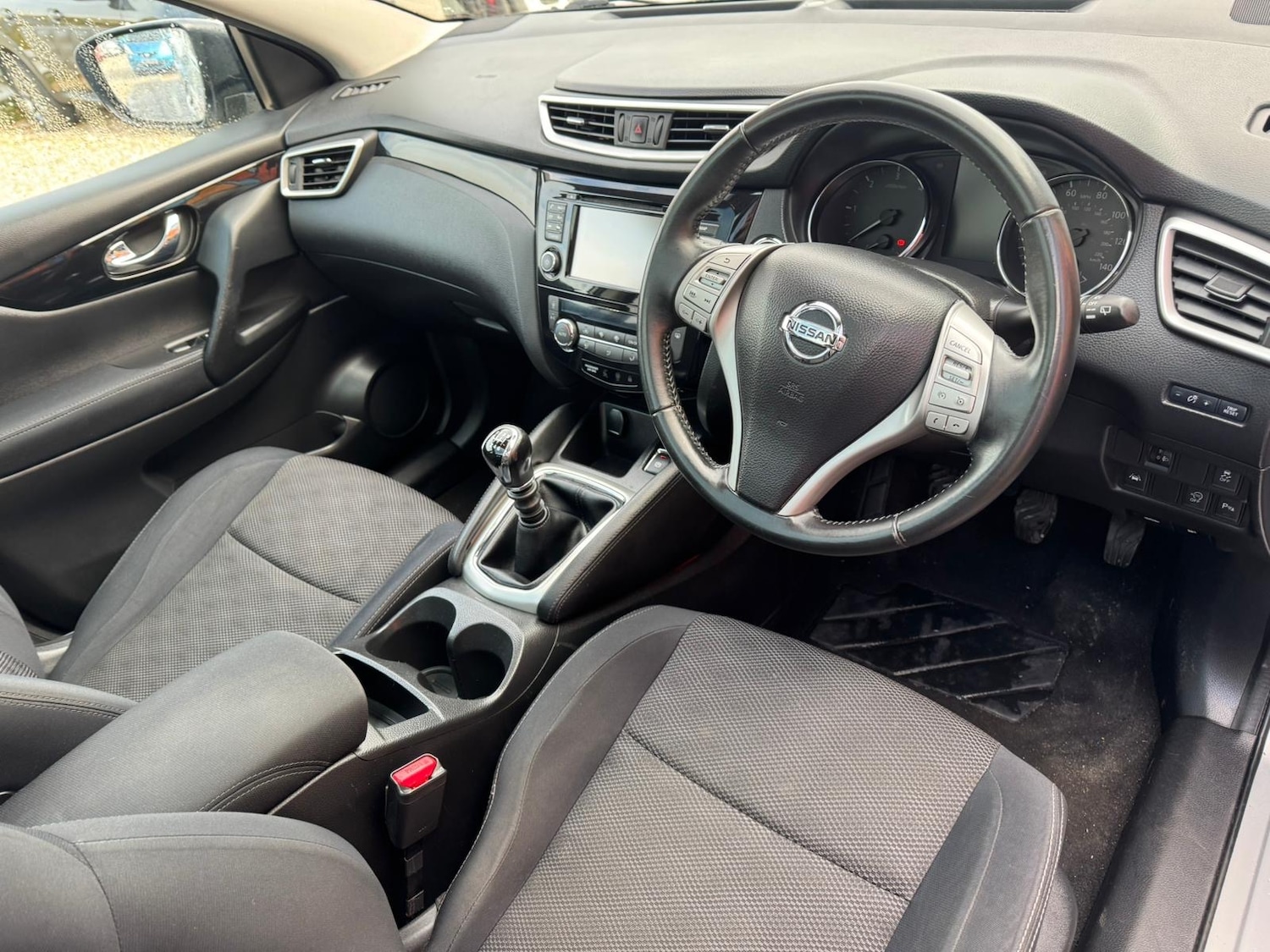 Used Nissan Qashqai 2014 for sale - 76305303: Photo 8